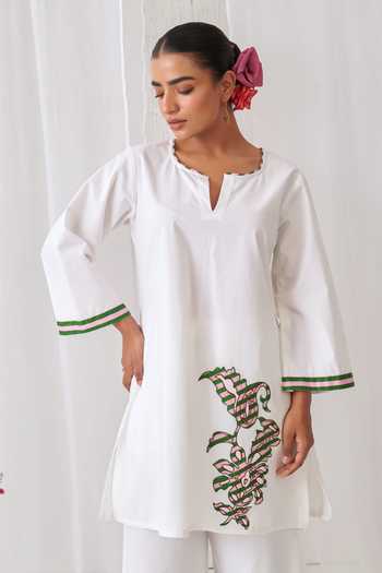 Buy_Myaara_White Cotton Keyhole Neck, Yes Embroidered Short Kurta And Pant Set _Online_at_Aza_Fashions