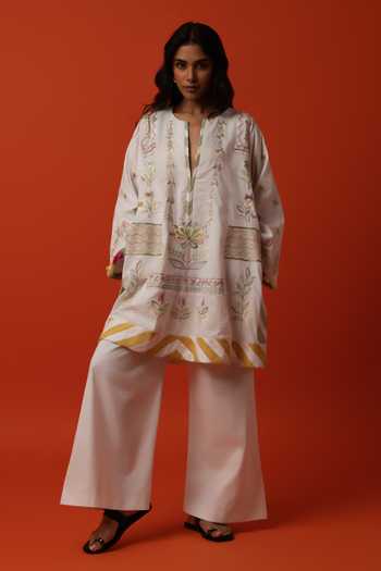 BO Tree Daisy Embroidered Kurta & Wide Leg Pant Set 