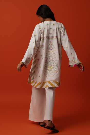 BO Tree Daisy Embroidered Kurta & Wide Leg Pant Set 