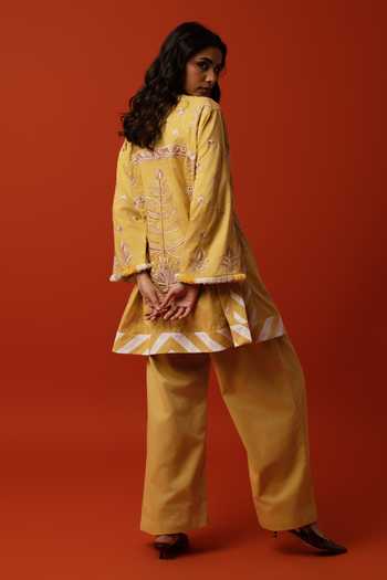BO Tree Aria Floral Embroidered Kurta & Pant Set 