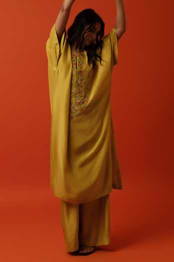 BO Tree Yellow Silk, Cotton Split V-neck Caelia Floral Embroidered Kaftan Set at Aza Fashions BO Tree_Yellow Silk, Cotton Split V-neck Caelia Floral Embroidered Kaftan Set _at_Aza_Fashions