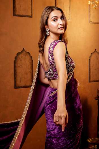 Dajwaree Nalini Embroidered Border Saree With Blouse 
