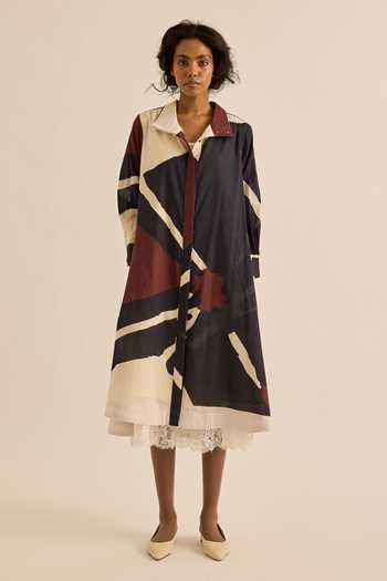Shop Kharakapas Multi Color Muslin (mulmul) Button-down Earthbound Abstract Pattern Shirt Dress Online at Aza Fashions Shop_Kharakapas_Multi Color Muslin (mulmul) Button-down Earthbound Abstract Pattern Shirt Dress _Online_at_Aza_Fashions