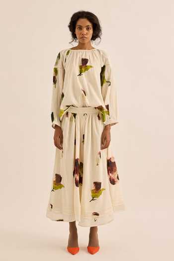 Shop Kharakapas Off White Muslin Boat Neck Clavel Abstratc Floral Print Blouse And Skirt Set Online at Aza Fashions Shop_Kharakapas_Off White Muslin Boat Neck Clavel Abstratc Floral Print Blouse And Skirt Set _Online_at_Aza_Fashions