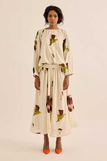 Kharakapas Multi Color Muslin Clavel Abstract Floral Print Skirt Online at Aza Fashions Kharakapas_Multi Color Muslin Clavel Abstract Floral Print Skirt _Online_at_Aza_Fashions