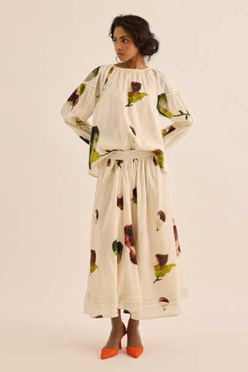 Buy Kharakapas Multi Color Muslin Clavel Abstract Floral Print Skirt Online at Aza Fashions Buy_Kharakapas_Multi Color Muslin Clavel Abstract Floral Print Skirt _Online_at_Aza_Fashions
