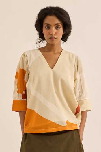 Buy_Kharakapas_Multi Color Muslin V-neck Ginger Lilly Abstract Print Top _Online_at_Aza_Fashions