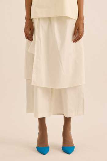 Kharakapas Ivory Muslin (mulmul) Square Neck Casper Cami Top And Pant Co-ord Set Online at Aza Fashions Kharakapas_Ivory Muslin (mulmul) Square Neck Casper Cami Top And Pant Co-ord Set _Online_at_Aza_Fashions