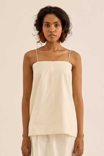 Buy Kharakapas Ivory Muslin (mulmul) Square Neck Casper Cami Top And Pant Co-ord Set Online at Aza Fashions Buy_Kharakapas_Ivory Muslin (mulmul) Square Neck Casper Cami Top And Pant Co-ord Set _Online_at_Aza_Fashions