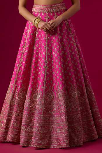 Vedant G Pink Silk, Organza Sweetheart Neck Sequins Embroidered Bridal Lehenga Set Online at Aza Fashions Vedant G_Pink Silk, Organza Sweetheart Neck Sequins Embroidered Bridal Lehenga Set _Online_at_Aza_Fashions