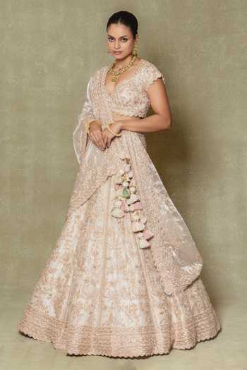 Vedant G Silk Embroidered Bridal Lehenga Set 