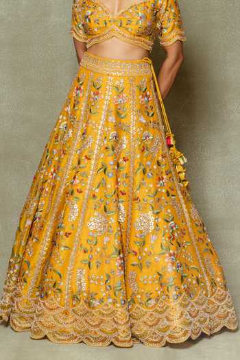 Shop Vedant G Yellow Organza Sweetheart Neck Embroidered Lehenga Set Online at Aza Fashions Shop_Vedant G_Yellow Organza Sweetheart Neck Embroidered Lehenga Set _Online_at_Aza_Fashions