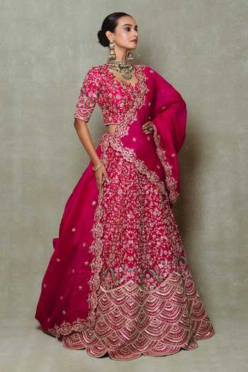 Buy Vedant G Pink Organza Sweetheart Neck Rani Embroidered Bridal Lehenga Set Online at Aza Fashions Buy_Vedant G_Pink Organza Sweetheart Neck Rani Embroidered Bridal Lehenga Set _Online_at_Aza_Fashions
