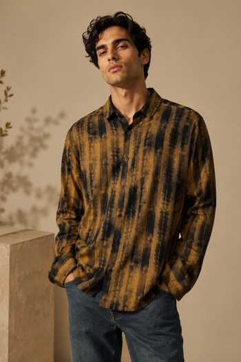 Mayank Modi - Men Smoked Honey & Peppercorn Sovereign Shirt 