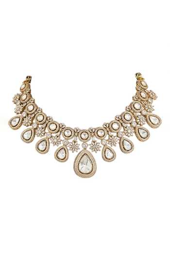 Auraa Trends_Gold Plated White Kundan Choker Necklace Set _Online_at_Aza_Fashions