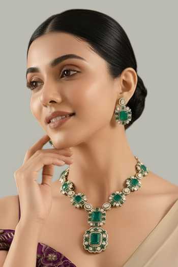 Auraa Trends Emerald Green Statement Necklace Set 