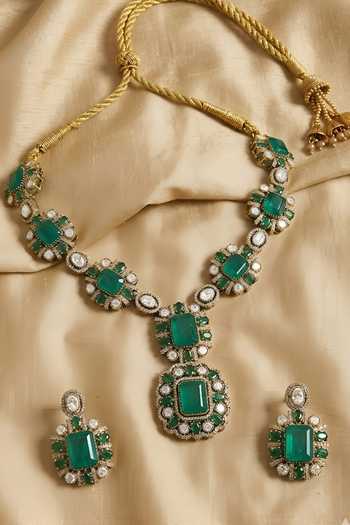 Auraa Trends Emerald Green Statement Necklace Set 