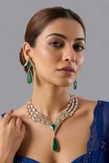 Auraa Trends Imitation Diamond Necklace Set 