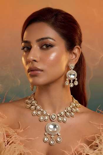Auraa Trends Imitation Diamond Necklace Set 