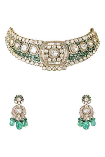 Shop Auraa Trends Green Emerald Kundan Choker Set Online at Aza Fashions Shop_Auraa Trends_Green Emerald Kundan Choker Set _Online_at_Aza_Fashions