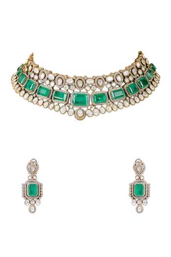 Buy_Auraa Trends_Green Emerald Kundan Choker Necklace Set _Online_at_Aza_Fashions