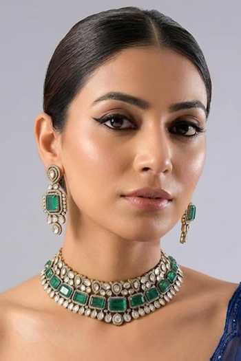 Auraa Trends Emerald Green Kundan Choker Necklace Set 