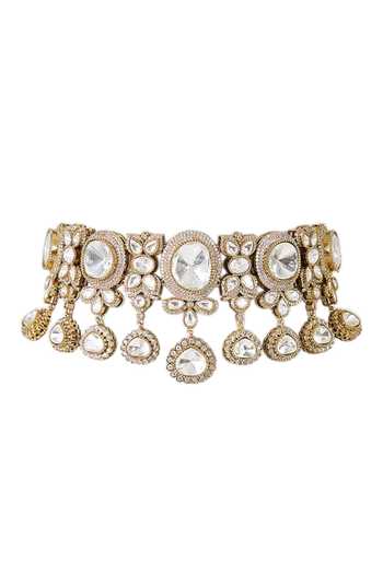 Buy_Auraa Trends_Gold Plated Kundan Embellished Choker Necklace Set _Online_at_Aza_Fashions