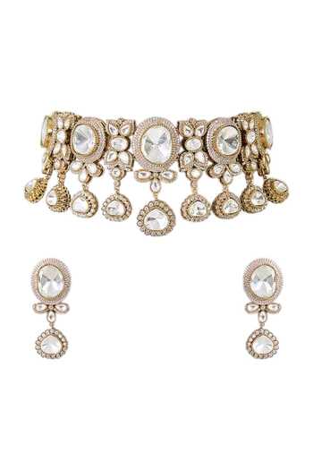 Shop_Auraa Trends_Gold Plated Kundan Embellished Choker Necklace Set _Online_at_Aza_Fashions