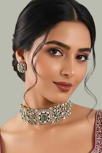 Auraa Trends Green Kundan Choker Necklace Set 