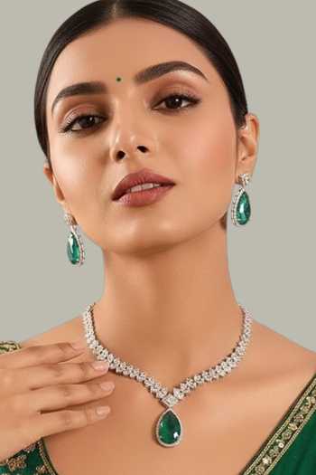 Auraa Trends White Finish Imitation Diamond Necklace Set
