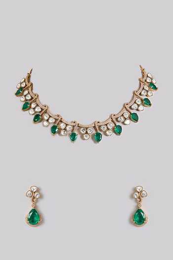 Auraa Trends Emerald Elegance Statement Necklace Set 