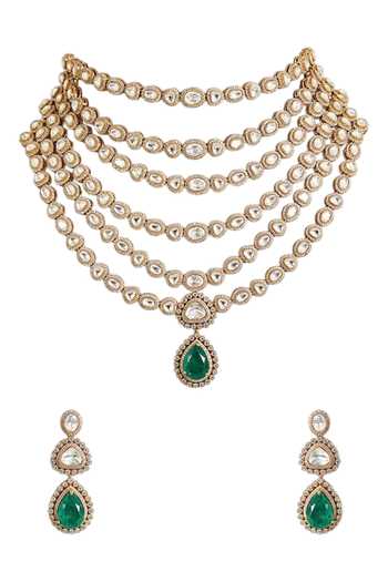 Buy Auraa Trends Green Layered Emerald Kundan Necklace Set Online at Aza Fashions Buy_Auraa Trends_Green Layered Emerald Kundan Necklace Set _Online_at_Aza_Fashions