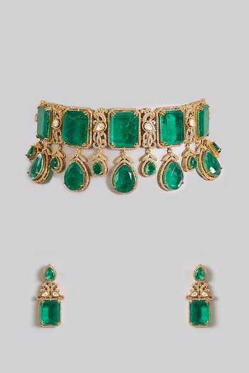 Auraa Trends Stone Studded Choker Set 
