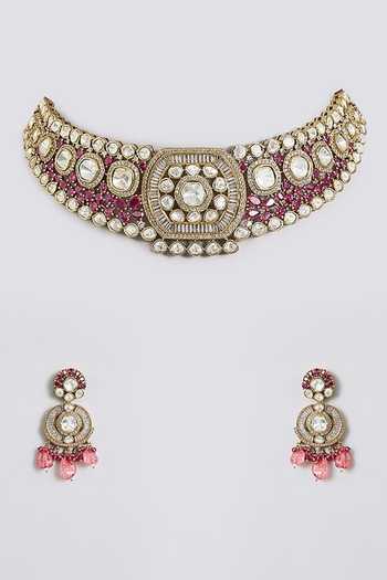 Auraa Trends Kundan Embellished Choker Necklace Set 