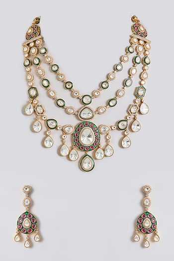 Auraa Trends Kundan Studded Necklace Set 