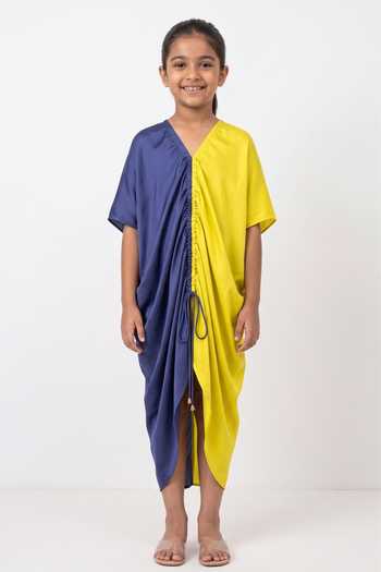 Neora By Nehal Chopra Color Blocked Cape For Kids