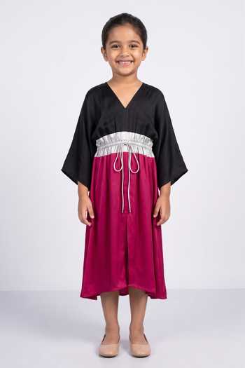 Neora By Nehal Chopra Asymmetrical High-Low Cape For Kids