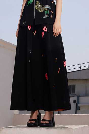 Shahin Mannan Black Crepe Circular Skirt Online at Aza Fashions Shahin Mannan_Black Crepe Circular Skirt _Online_at_Aza_Fashions