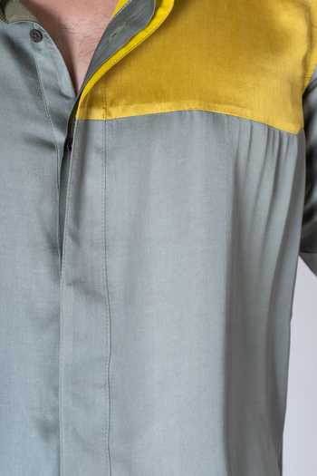 Neora By Nehal Chopra Colorblock Half Sleeve Shirt For Kids