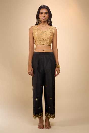 Buy Samyukta Singhania Black Silk, Net, Dupion V-neck, Yes Contrast Embroidered Yoke Kurta Set Online at Aza Fashions Buy_Samyukta Singhania_Black Silk, Net, Dupion V-neck, Yes Contrast Embroidered Yoke Kurta Set _Online_at_Aza_Fashions