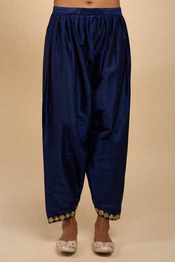 Samyukta Singhania Blue Silk Round Neck Embroidered Raw Kurta Set at Aza Fashions Samyukta Singhania_Blue Silk Round Neck Embroidered Raw Kurta Set _at_Aza_Fashions