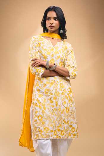 Samyukta Singhania Ivory Chanderi Embroidery V-neck Machine Kurta Set With Dhoti Pant And Dupatta at Aza Fashions Samyukta Singhania_Ivory Chanderi Embroidery V-neck Machine Kurta Set With Dhoti Pant And Dupatta _at_Aza_Fashions