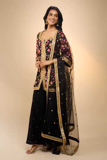 Shop Samyukta Singhania Black Net Square Neck Machine Embroidered Floral Kurta Set With Dupatta Online at Aza Fashions Shop_Samyukta Singhania_Black Net Square Neck Machine Embroidered Floral Kurta Set With Dupatta _Online_at_Aza_Fashions