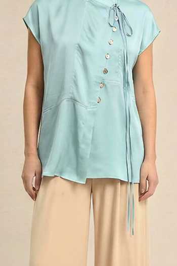 Neora By Nehal Chopra_Blue Tropical Breeze Crew Neck Top For Kids_Online_at_Aza_Fashions