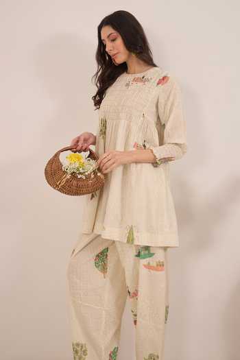 Shivani Bhargava_Cream Cotton Round Neck, Yes Gulposh Smocking Kurta And Pant Set _at_Aza_Fashions