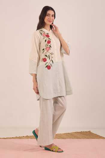 Shop Shivani Bhargava Blue Cotton Mandarin Collar Poma Shepherd Check Apple Hem Tunic Online at Aza Fashions Shop_Shivani Bhargava_Blue Cotton Mandarin Collar Poma Shepherd Check Apple Hem Tunic _Online_at_Aza_Fashions