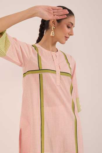 Buy_Shivani Bhargava_Pink Cotton Round Neck Gul Shepherd Checked And Striped Kurta 