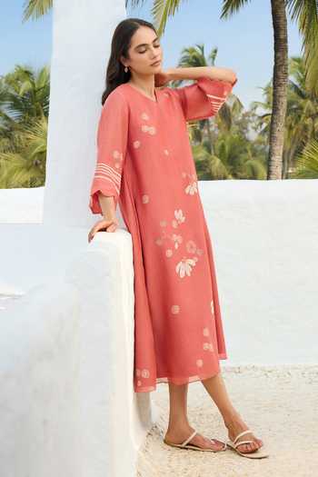 Buy Vaayu Pink Cotton, Muslin V-neck Hibiscus Applique Dress Online at Aza Fashions Buy_Vaayu_Pink Cotton, Muslin V-neck Hibiscus Applique Dress _Online_at_Aza_Fashions