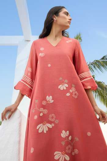 Shop Vaayu Pink Cotton, Muslin V-neck Hibiscus Applique Dress Online at Aza Fashions Shop_Vaayu_Pink Cotton, Muslin V-neck Hibiscus Applique Dress _Online_at_Aza_Fashions