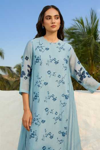 Shop Vaayu Sky Blue Cotton, Muslin Round Neck, Yes Floral Print Kurta And Pant Set Online at Aza Fashions Shop_Vaayu_Sky Blue Cotton, Muslin Round Neck, Yes Floral Print Kurta And Pant Set _Online_at_Aza_Fashions